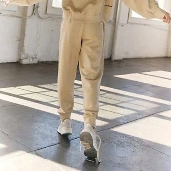 Free People FP Movement Undefeated jogger Tapered Sweatpants Tan L New 281775 - Picture 3 of 9